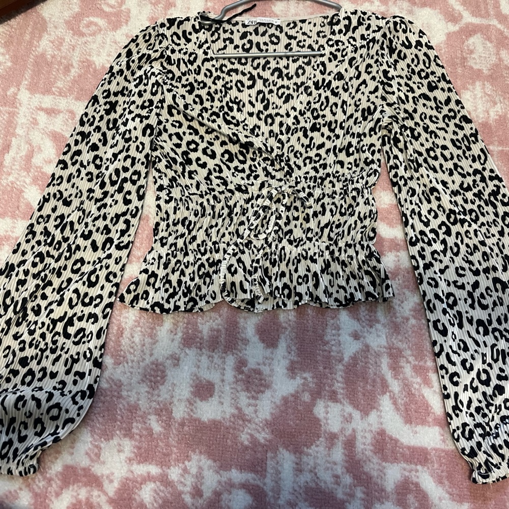Zara leopard blouse